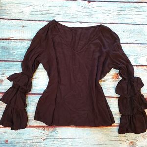 🌺 4/$20 Black v-neck ruffle long sleeve blouse